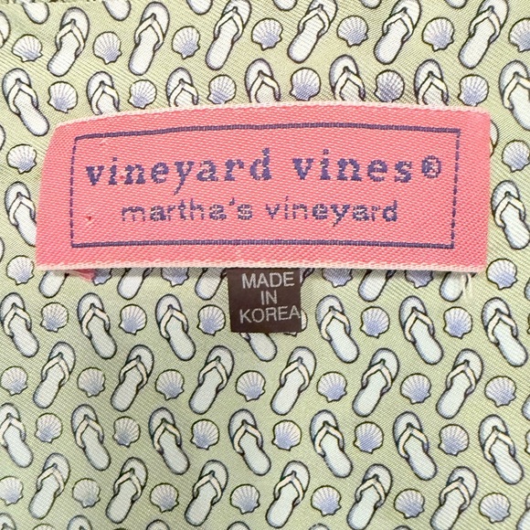 NWOT Vineyard Vines Green Blue Flip Flop Print Silk Scarf MSRP $148 - Picture 3 of 7